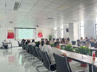 訂單激增保交付——安徽英特麗電子開展新員工入職強化培訓(圖1) 新員工崗前培訓.jpg